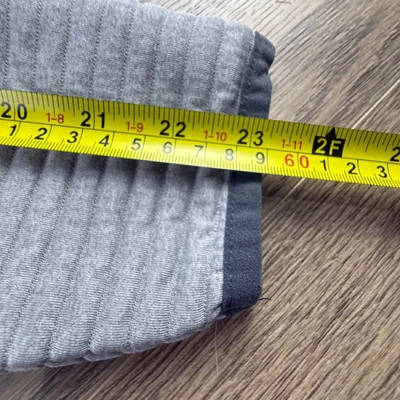 LL Bean Womens Airlight Knit Pullover Gray Quarter Snap Sweatshirt Size M Light - Picture 9 of 11